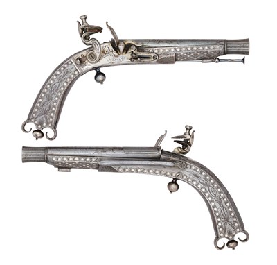 Lot 359 - A FINE PAIR OF HIGHLAND 35 BORE FLINTLOCK DRESS BELT PISTOLS BY ROSS, EDINBURGH, CIRCA 1820-30