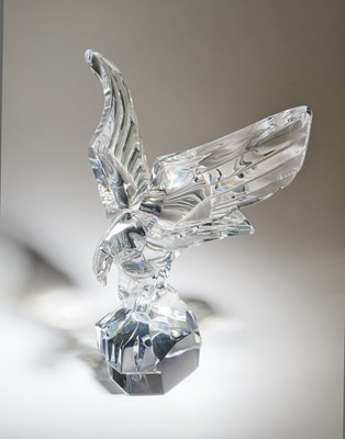 Lot 34 - A 'CRYSTAL DE SEVRES' FIGURE OF AN EAGLE, 20TH CENTURY