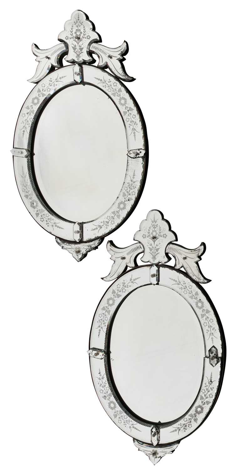 Lot 37 - A PAIR OF VENETIAN STYLE WALL MIRRORS, 20TH CENTURY