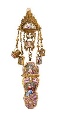 Lot 334 - A GEORGE III GILT-METAL AND ENAMEL EQUIPAGE (CHATELAINE), SOUTH STAFFORDSHIRE OR BIRMINGHAM, THIRD QUARTER 18TH CENTURY