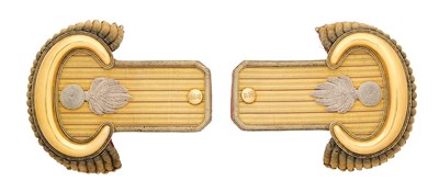 Lot 195 - A CASED PAIR OF OFFICER'S EPAULETTES OF THE ROYAL ARTILLERY