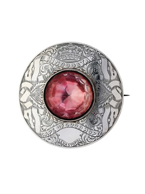 Lot 647 - AN OFFICER'S PLAID BROOCH OF THE 72ND (DUKE OF ALBANY’S OWN) HIGHLANDERS, CIRCA 1856