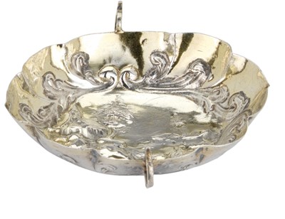 Lot 22 - A GERMAN PARCEL-GILT-SILVER DISH