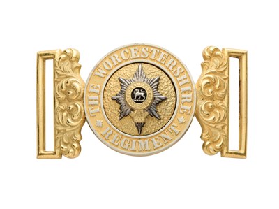 Lot 675 - AN OFFICER'S WAISTBELT CLASP OF THE WORCESTERSHIRE REGIMENT