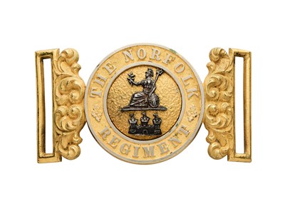 Lot 725 - A WAISTBELT CLASP OF THE NORFOLK REGIMENT