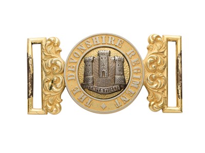 Lot 673 - AN OFFICER'S WAISTBELT CLASP OF THE DEVONSHIRE REGIMENT