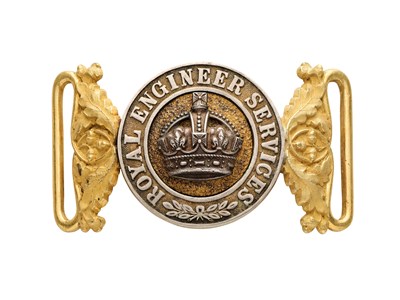 Lot 720 - AN OFFICER'S WAISTBELT CLASP OF THE ROYAL ENGINEER SERVICES