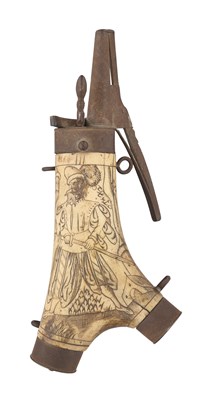 Lot 166 - A GERMAN POWDER-FLASK, LATE 16TH CENTURY