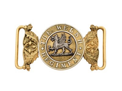 Lot 276 - AN OFFICER'S INTERLOCKING WAIST BELT CLASP OF THE WELSH REGIMENT, CIRCA 1881-1902