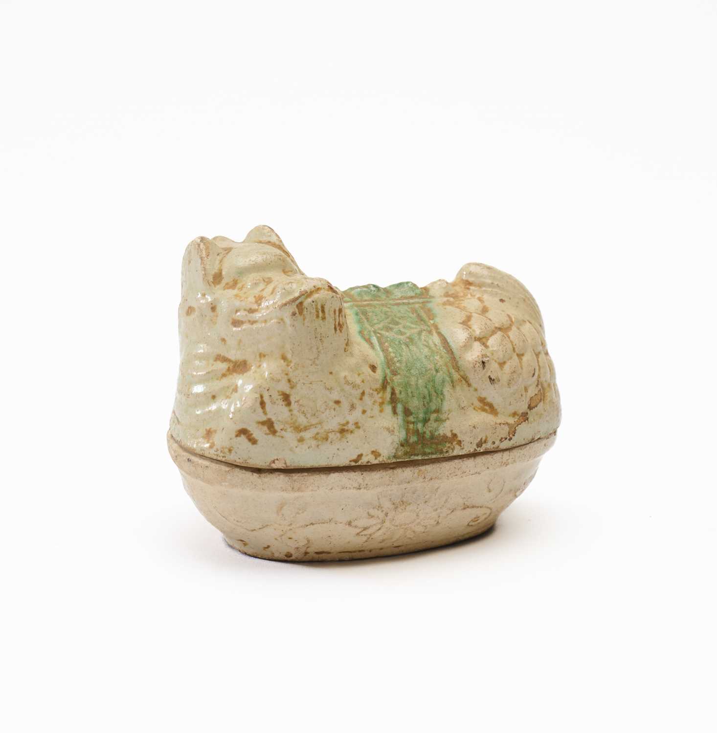 Lot 71 - A JAPANESE BOX AND COVER, KOGO