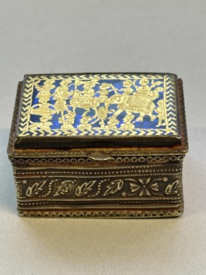 Lot 55 - A SMALL SILVER-GILT BOX WITH THEWA WORK, PRATAPGARH, RAJASTHAN, 19TH CENTURY