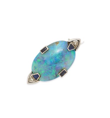 Lot 45 - BLACK OPAL, SAPPHIRE AND DIAMOND BROOCH, 1920s