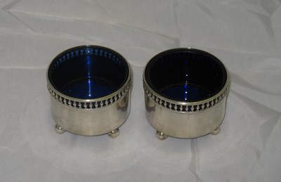 Lot 88 - A PAIR OF GEORGE V SILVER SALT CELLARS