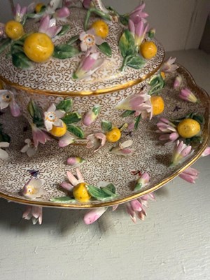Lot 12 - A MEISSEN PORCELAIN BOWL (ECUELLE), COVER AND STAND, LATER 19TH CENTURY