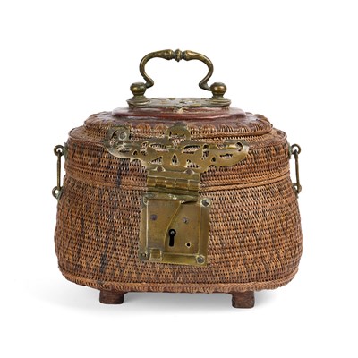 Lot 428 - A SINHALESE JEWELLERY BOX (VEL-PETTIYA), KANDY, SRI LANKA, 18TH/19TH CENTURY