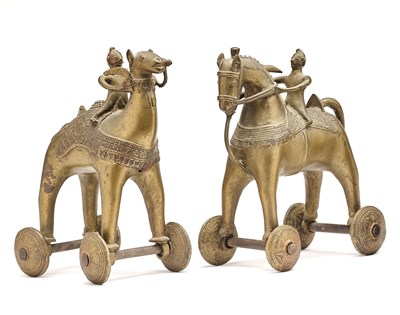 Lot 77 - TWO 'JUNGLI' TOY ANIMALS, EASTERN INDIA, EARLY 20TH CENTURY