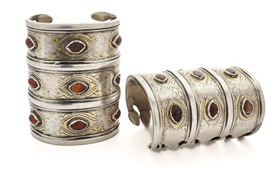 Lot 19 - A PAIR OF TURKMAN BRACELETS, CENTRAL ASIA, 19TH CENTURY