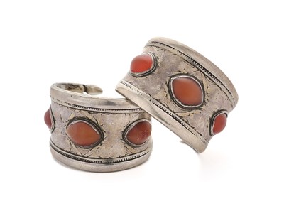 Lot 15 - A PAIR OF SMALL TURKMAN BRACELETS, CENTRAL ASIA, 19TH CENTURY