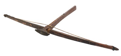Lot 173 - AN AUSTROASIATIC CROSSBOW, LATE 19TH CENTURY