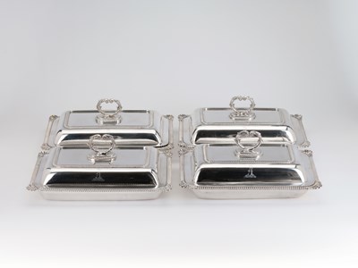 Lot 153 - A PAIR OF GEORGE III SILVER ENTREE DISHES