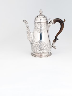 Lot 155 - A GEORGE II SILVER COFFEE POT