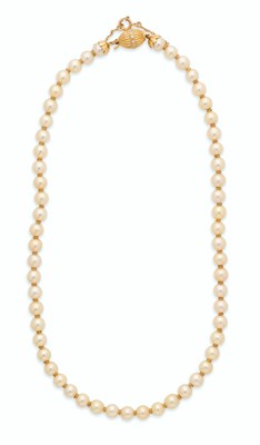 Lot 96 - CULTURED PEARL AND DIAMOND NECKLACE