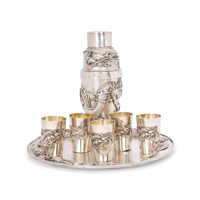 Lot 67 - A JAPANESE SILVER COCKTAIL SET, RETAILED BY ARTHUR & BOND, YOKOHAMA, EARLY 20TH CENTURY