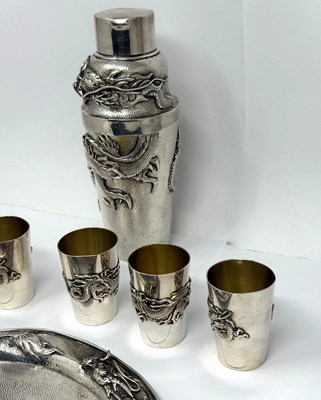 Lot 67 - A JAPANESE SILVER COCKTAIL SET, RETAILED BY ARTHUR & BOND, YOKOHAMA, EARLY 20TH CENTURY
