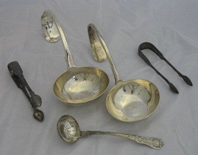 Lot 178 - AN EDWARDIAN SILVER SOUP LADLE