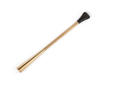 Lot 156 - A GOLD CIGARETTE HOLDER, CARTIER LTD., LONDON, 1965
