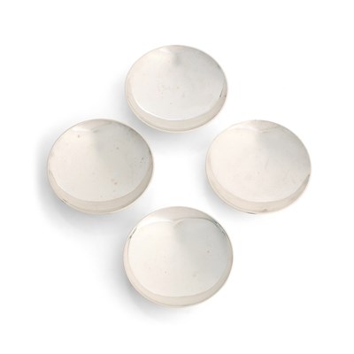 Lot 683 - A SET OF FOUR VICTORIAN SMALL DISHES, WILLIAM HUNTER & SON, LONDON, 1880