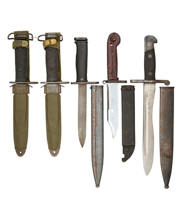 Lot 445 - A SPANISH 1941 MODEL BOLO BAYONET, AN AMERICAN VIETNAM WAR PERIOD M6 BAYONET; TWO AMERICAN
