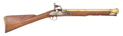 Lot 464 - A FLINTLOCK BRASS-BARRELLED BLUNDERBUSS, INDISTINCTLY SIGNED, LONDON, LATE 18TH CENTURY