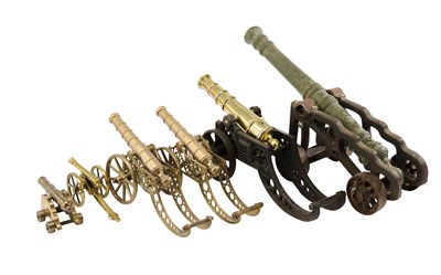 Lot 450 - A GROUP OF DECORATIVE COPPER-ALLOY CANNON