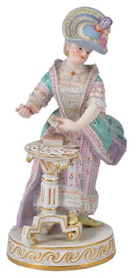 Lot 1 - A MEISSEN FIGURE OF A LADY