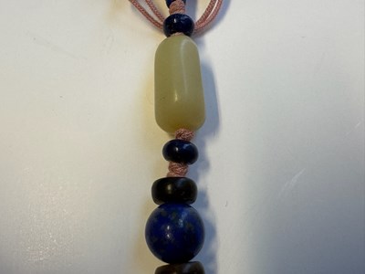 Lot 25 - A CHINESE LAPIS LAZULI PRAYER BRACELET, QING DYNASTY (1644-1911)