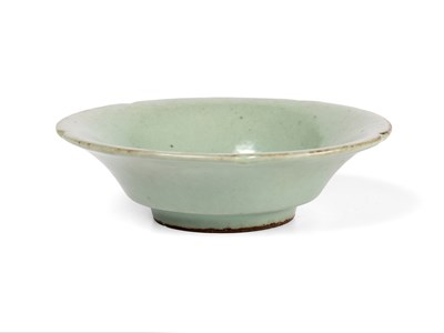 Lot 49 - A CHINESE GUAN-TYPE LOBED BOWL, YUAN DYNASTY (1279-1368)