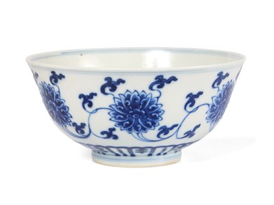Lot 8 - A CHINESE BLUE AND WHITE LOTUS BOWL, GUANGXU MARK AND PERIOD (1875-1908)