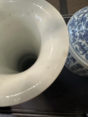 Lot 13 - A CHINESE ARCHAISTIC BLUE AND WHITE VASE, GU, QING DYNASTY, 19TH CENTURY