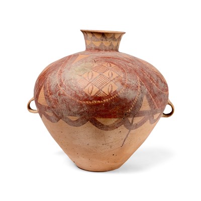 Lot 47 - A CHINESE PAINTED RED POTTERY JAR, NEOLITHIC PERIOD, MAJIAYAO CULTURE, BANSHAN TYPE, CIRCA 3RD MILLENIUM BC