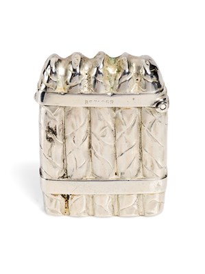 Lot 653 - A VICTORIAN SILVER NOVELTY VESTA CASE, A.E. ROBINSON, BIRMINGHAM, 1887