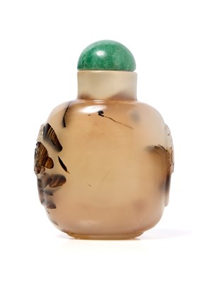 Lot 129 - A SHADOW AGATE SNUFF BOTTLE, QING DYNASTY, 19TH CENTURY