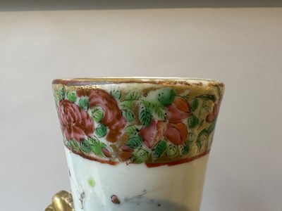 Lot 73 - A LARGE PAIR OF CHINESE FAMILLE-ROSE MOONFLASKS, QING DYNASTY, 19TH CENTURY