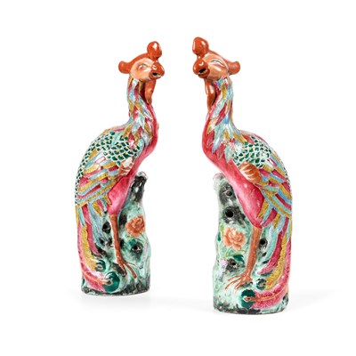 Lot 89 - A PAIR OF CHINESE EXPORT FAMILLE-ROSE PHEASANTS, QING DYNASTY, 19TH CENTURY