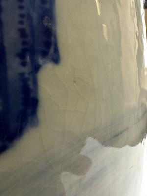 Lot 9 - A CHINESE BLUE AND WHITE 'BIRD OF PREY' ROULEAU VASE, QING DYNASTY 18TH CENTURY