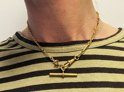 Lot 355 - EDWARDIAN GOLD ALBERT CHAIN, 1900s