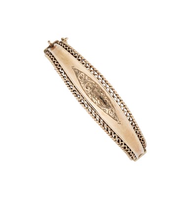Lot 367 - HINGED GOLD BANGLE, 1968