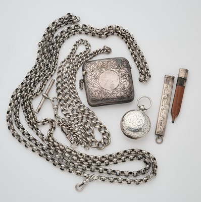 Lot 665 - A GROUP OF VICTORIAN AND LATER SILVER CHAINS AND CASES