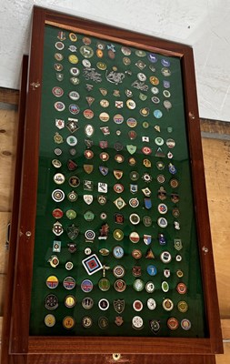 Lot 518 - UK ARCHERY PINS