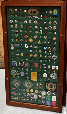 Lot 520 - ARCHERY PINS AND BUTTONS